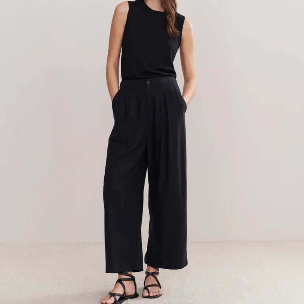 Jenni Kayne Black Relaxed Raw Silk Trousers Size 4 NWT - Picture 1 of 11